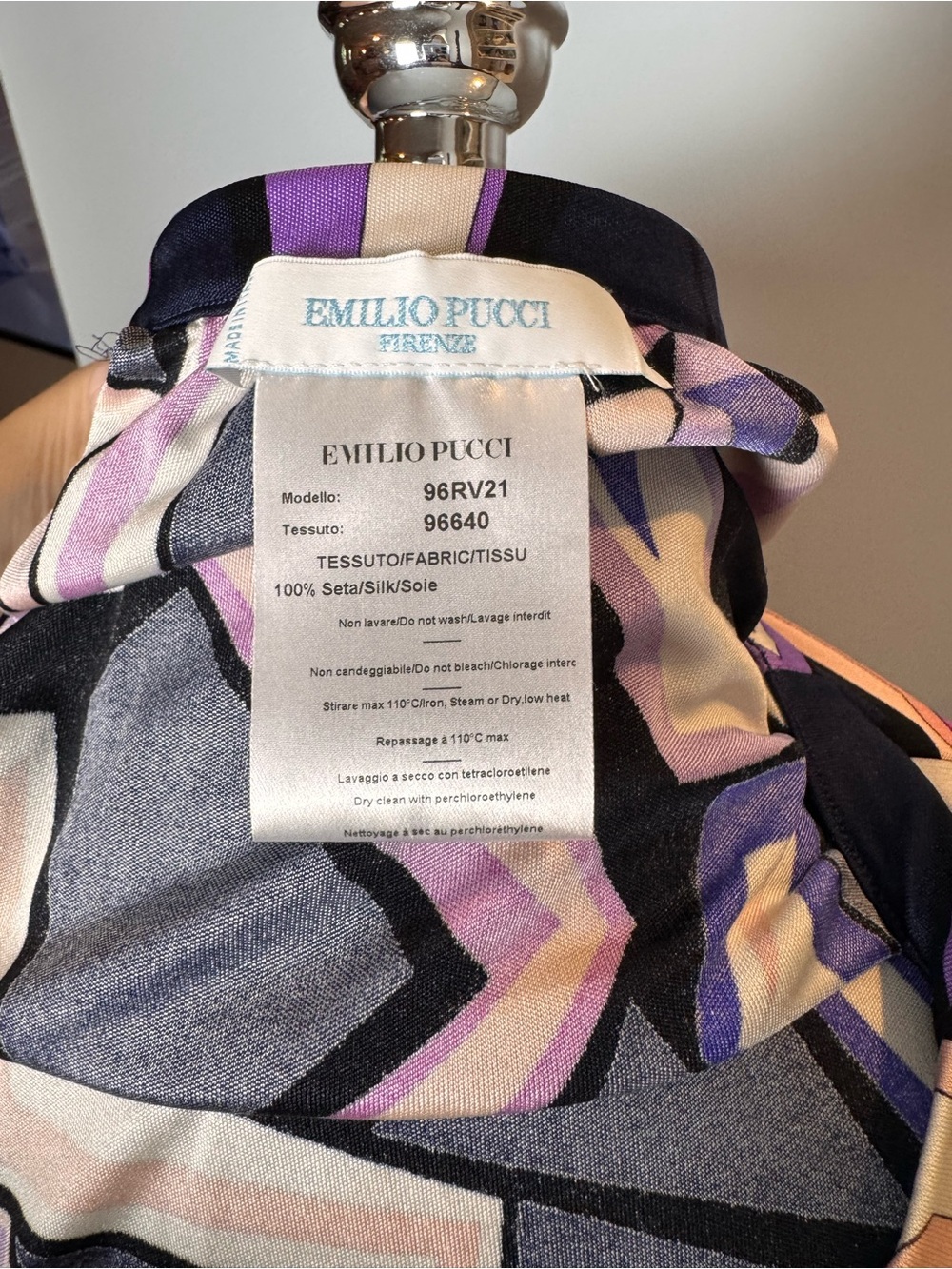 Emilio Pucci Vintage 100% Silk Geometric Print Skirt Size 10 - Picture 9 of 10